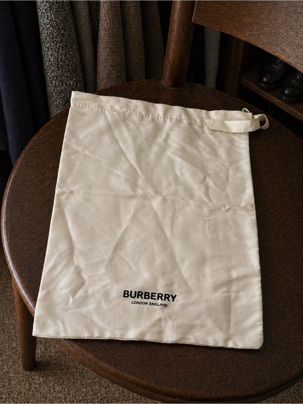 Burberry dust bag